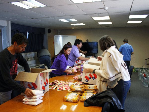 Funcionarios de la Regi&oacute;n de Coquimbo llegaron con ayuda hasta Diego de Almagro. 