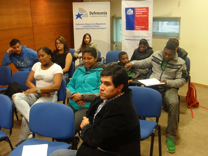 Adem&aacute;s de la defensa especializada para inmigrantes se entreg&oacute; informaci&oacute;n sobre sus derechos laborales.