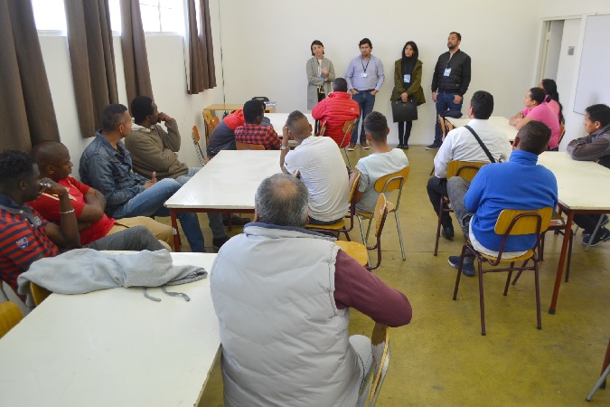 Una veintena de condenados extranjeros participaron en el di&aacute;logo con la jefa de Estudios y defensores penitenciarios de Coquimbo.
