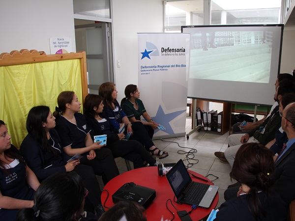 Durante el encuentro se present&oacute; adem&aacute;s un video sobre un caso del &ldquo;Proyecto Inocentes&rdquo;.