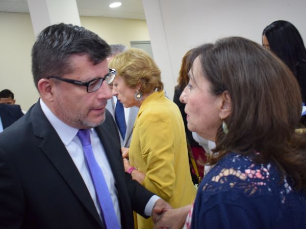 El Defensor Regional saluda a la nueva presidenta de la Corte de Apelaciones de Iquique, ministra M&oacute;nica Olivares Ojeda