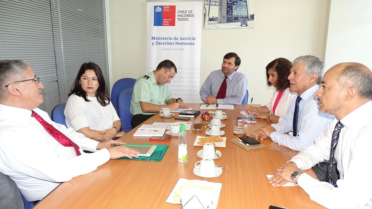 Los directores y representantes de los servicios de justicia en la primera reuni&oacute;n anual del &aacute;rea 