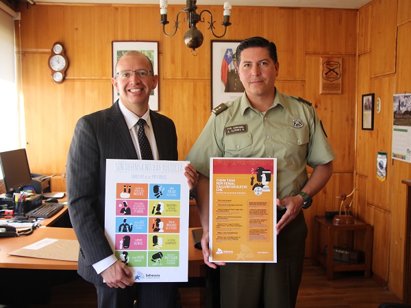 Dos modelos de afiches ser&aacute;n distribuidos en las 12 unidades policiales de Carabineros en la provincia de Arauco.