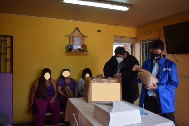 Para difundir los derechos maternales, un equipo de la Defensor&iacute;a Regional de Ays&eacute;n se reuni&oacute; con las internas de la c&aacute;rcel de Coyhaique. 