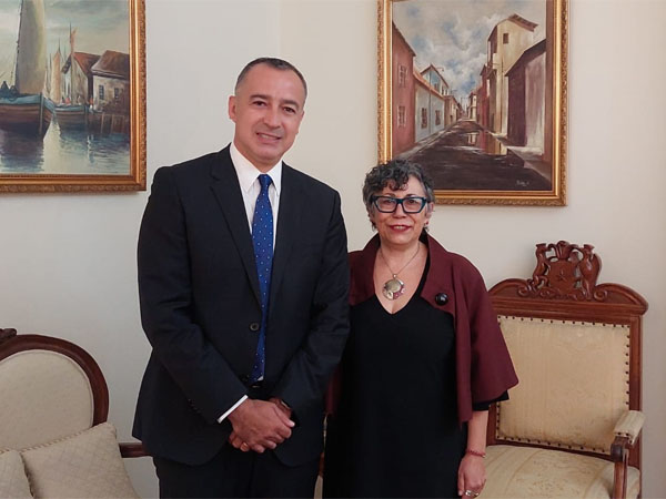 Entre las visitas protocolares que realiz&oacute;, Sergio Zenteno se reuni&oacute; con la presidenta de la Corte de Apelaciones de Arica, Claudia Arenas.