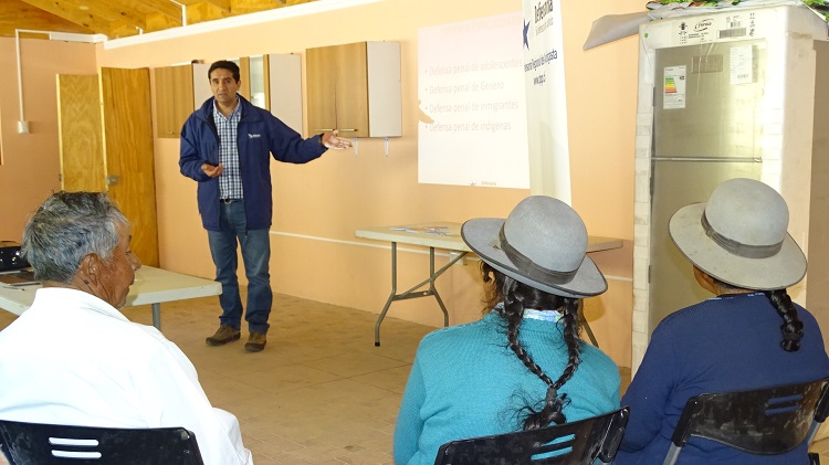 El defensor local jefe de Calama se reuni&oacute; con vecinos de la comunidad de Caspana.