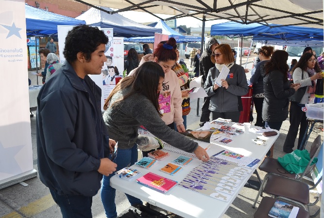 Doce m&oacute;dulos de servicios p&uacute;blicos se instalaron para atender requerimientos y orientar a los vecinos del sector Las Compa&ntilde;&iacute;as.