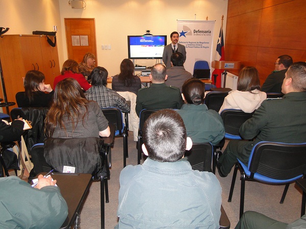 El defensor juvenil abord&oacute; principales aspectos de la ley 20.084