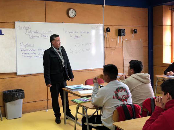 Luis Mora, defensor local jefe de Castro, estuvo a cargo de la exposici&oacute;n.