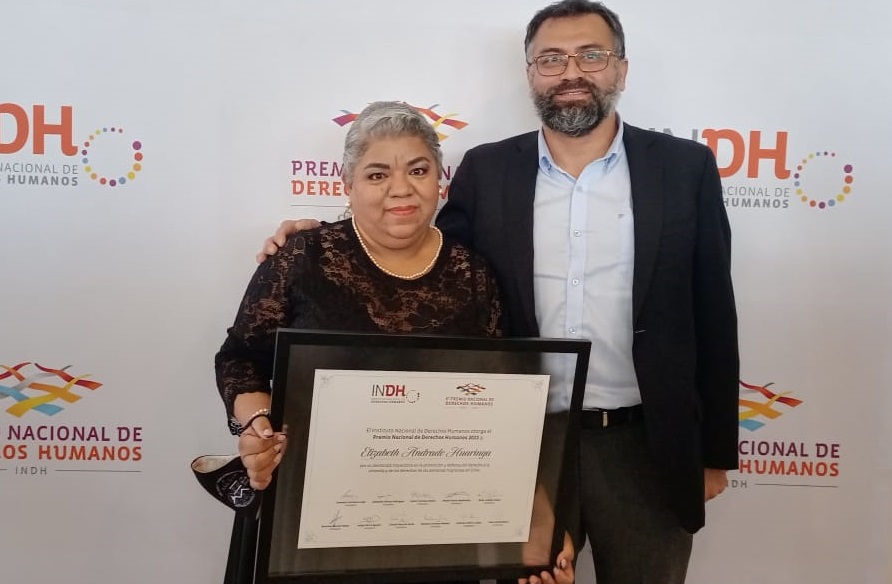 Ignacio Barrientos acompa&ntilde;&oacute; a la nueva Premio Nacional de Derechos Humanos, Elizabeth Andrade.