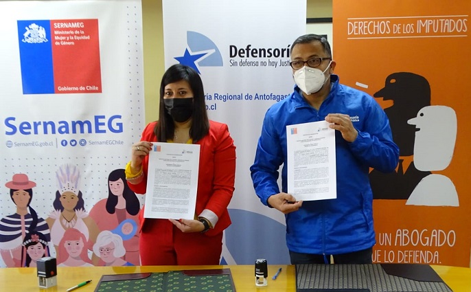 La directora regional de Sernameg y el Defensor Regional firmaron el convenio, que beneficiar&aacute; a la mujeres usuarias de defensa p&uacute;blica.