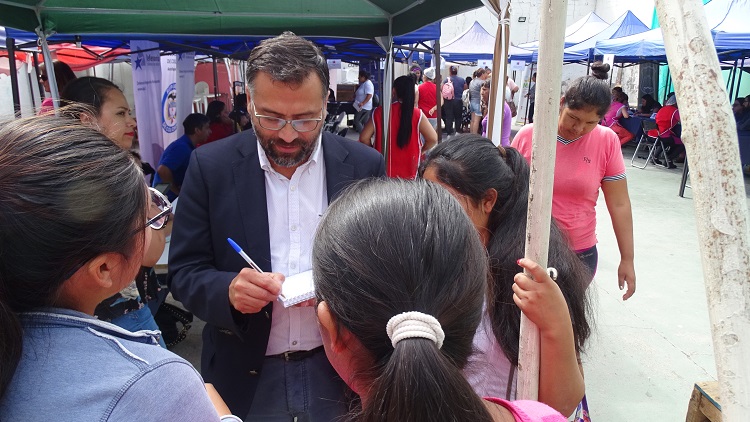 Una imagen del momento de atenci&oacute;n a las internas en el CPF de Antofagasta.