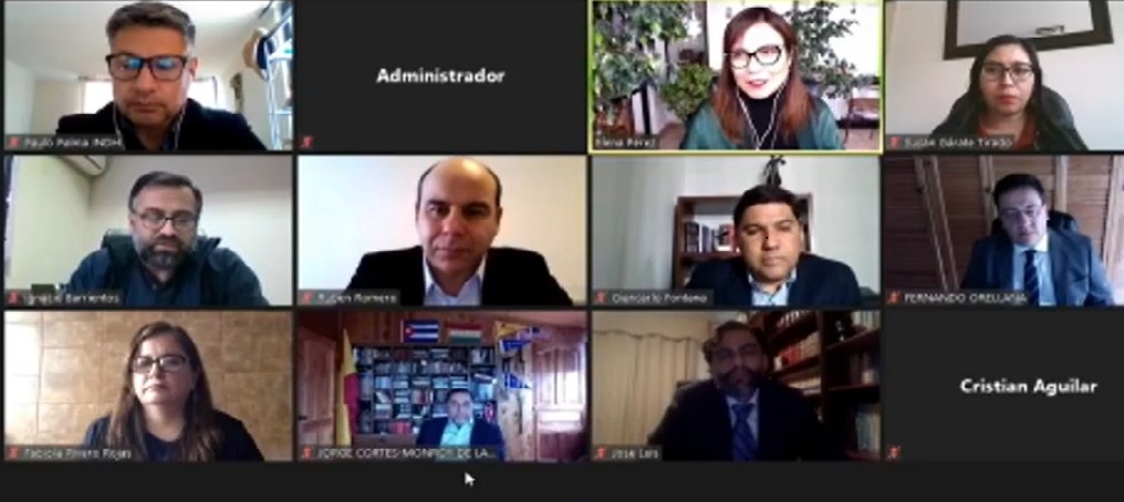 Representantes de diversos organismos participaron en el conversatorio regional.