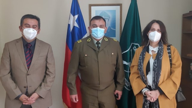 Carabineros se comprometi&oacute; a asegurar sanitariamente espacios para las defensoras y defensores p&uacute;blicos en sus unidades policiales.