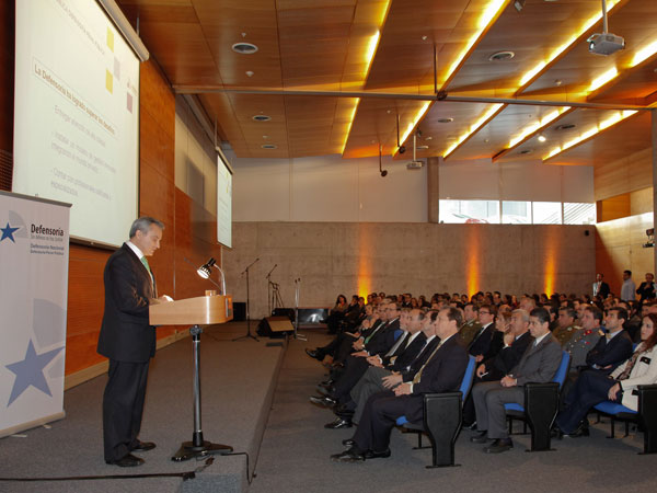 Los invitados a la cuenta p&uacute;blica 2012 no s&oacute;lo repletaron el auditorio del CJS, sino que valoraron el discurso de Georgy Schubert.