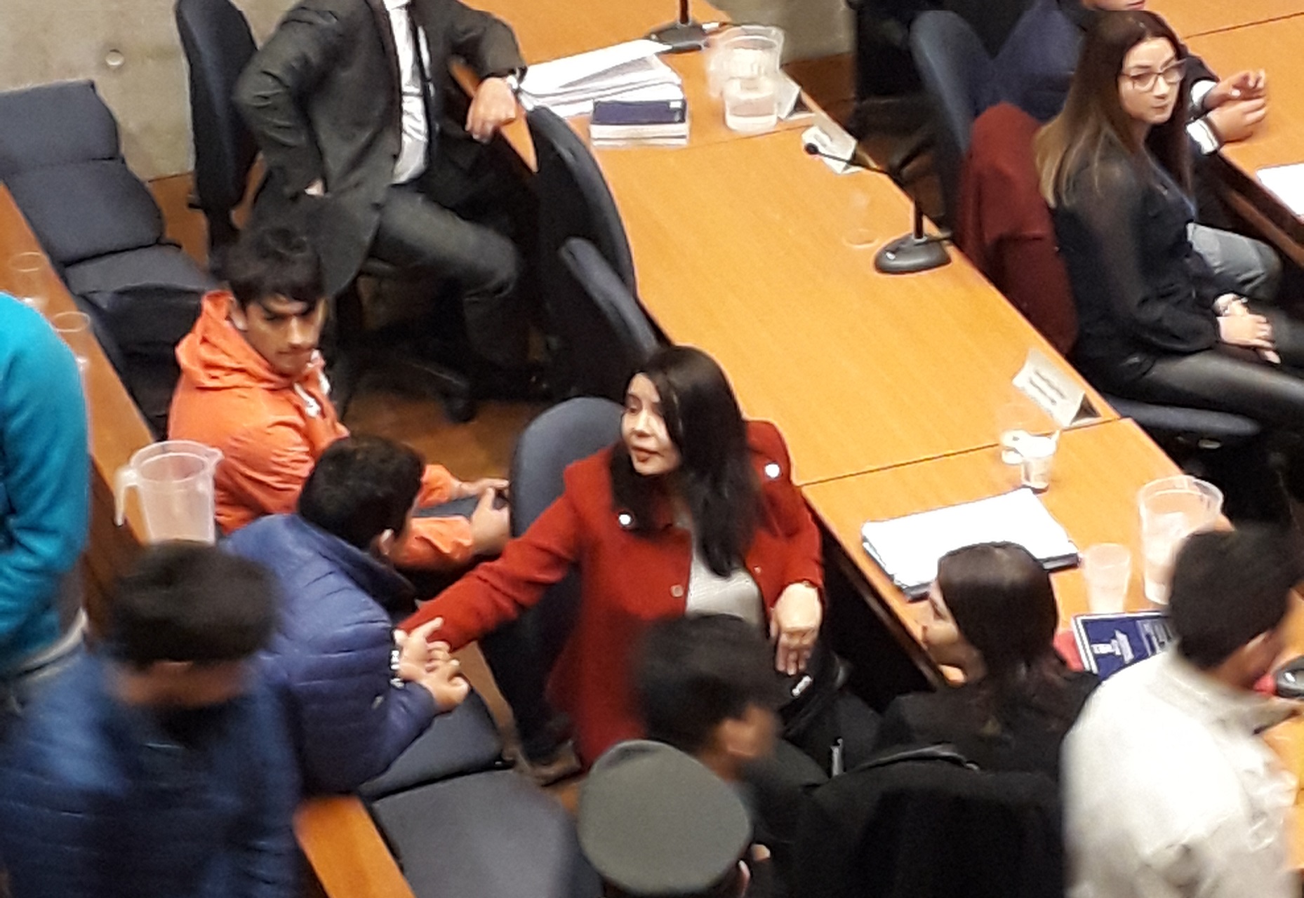 Las defensoras p&uacute;blicas B&aacute;rbara Antivero, Catherine Olavarr&iacute;a y Andrea Quinteros en el juicio oral  que absolvio a nueve imputados en la causa Uber.