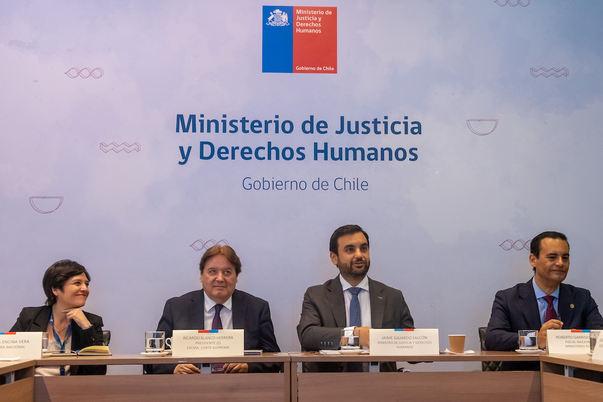 Las autoridades que integran la comisi&oacute;n revisaron materias vinculadas con crimen organizado y el avance de distintas reformas normativas.