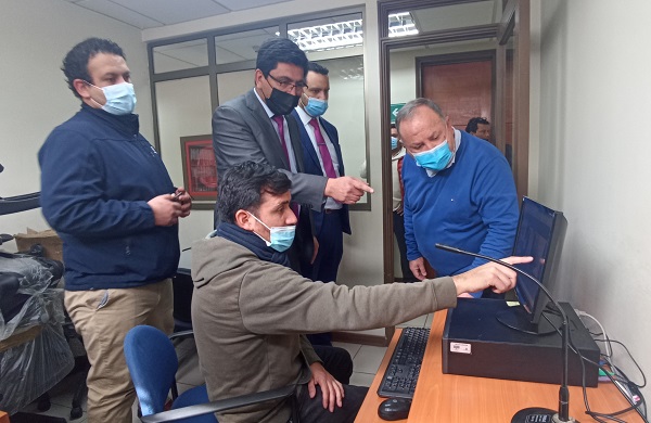El Defensor Regional, Claudio Aspe, realiz&oacute; sugerencias respecto de las salas de videograbaci&oacute;n.