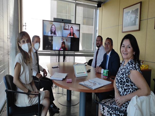 Las nuevas defensoras se sumaron por videoconferencia, pues ya se encuentran trabajando en sus destinaciones.