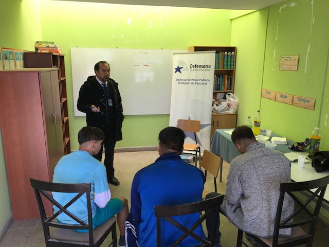 El defensor penal juvenil &Aacute;ngel Guerrero convers&oacute; con los tres j&oacute;venes internos en r&eacute;gimen cerrado en la regi&oacute;n de Atacama.