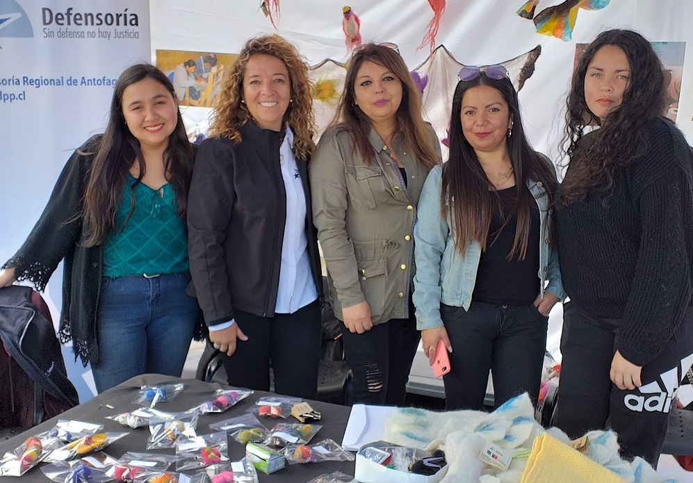 Las expositoras de la Defensor&iacute;a en la Feria de la Mujer Emprendedora.
