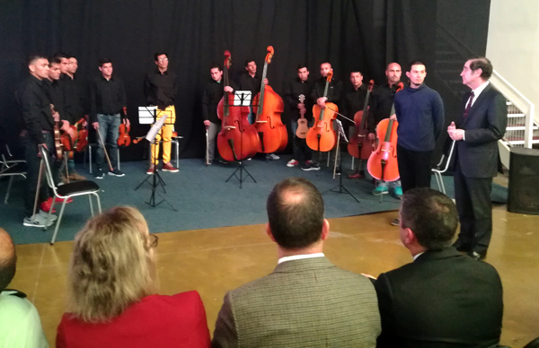 Las autoridades regionales y nacionales conocieron la orquesta penitenciaria de Rancagua.