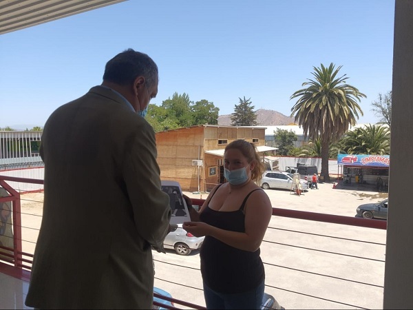 El defensor local de Melipilla valor&oacute; el encuentro con la dirigenta vecinal, preocupada por la situci&oacute;n de los vecinos.