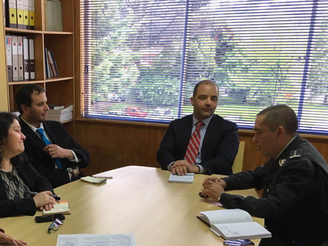 Imagen del director regional del Registro Civil, el seremi de Justicia y el director regional de Gendarmer&iacute;a.