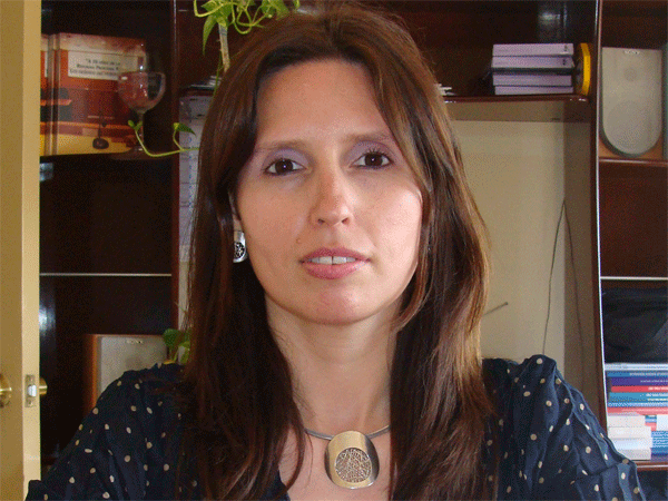 Golda Barrientos, psic&oacute;loga de la Defensor&iacute;a Regional de Antofagasta