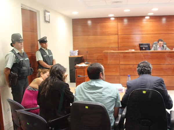 De las diez personas acusadas, cinco fueron representadas por defensores p&uacute;blicos, una de las cuales fue absuelta.