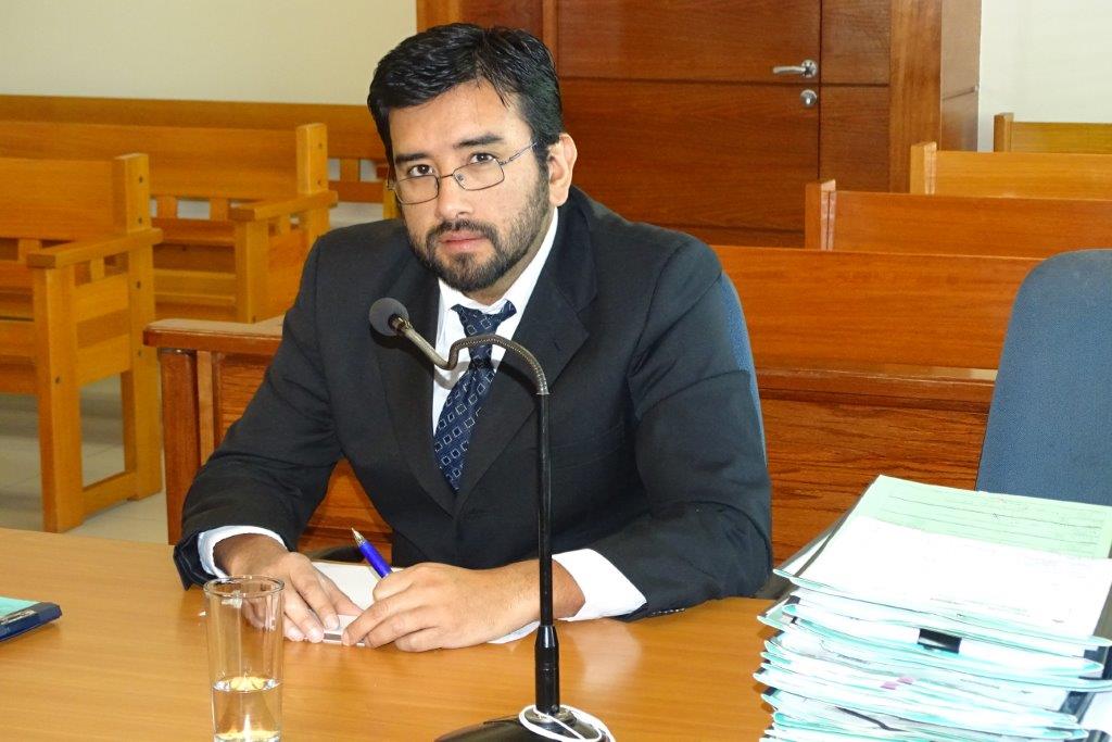 El defensor p&uacute;blico Marcelo Encina logr&oacute; esta importante absoluci&oacute;n en un segundo juicio oral en Calama.