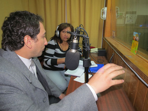 Rolando Correa, captado durante la entrevista que concedi&oacute; a radio Innovadora FM de Linares.