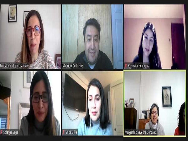 Los defensores penitenciario y profesionales de la Fundaci&oacute;n "Mujer Lev&aacute;ntate" en la reuni&oacute;n de coordinaci&oacute;n.
