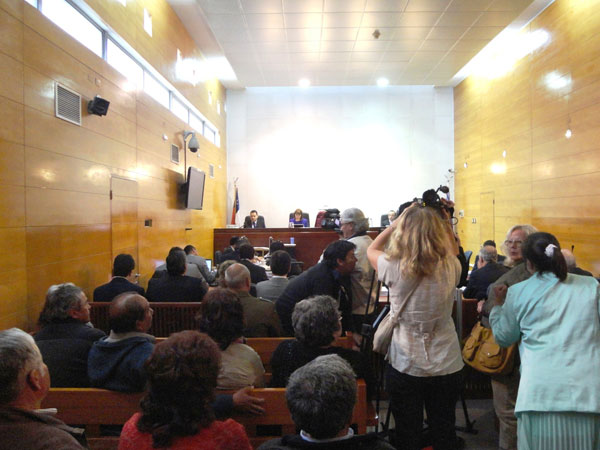 La primera jornada del juicio oral se desarroll&oacute; en una abarrotada sala del Tribunal de Ovalle.