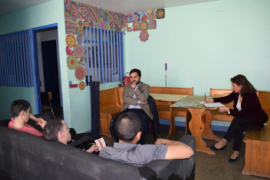 La dupla especializada de defensa juvenil de Ays&eacute;n se reuni&oacute; con j&oacute;venes en internaci&oacute;n provisoria.