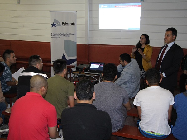Una activa participaci&oacute;n tuvieron los asistentes a la presentaci&oacute;n sobre el &ldquo;Proyecto Inocentes&rdquo;.