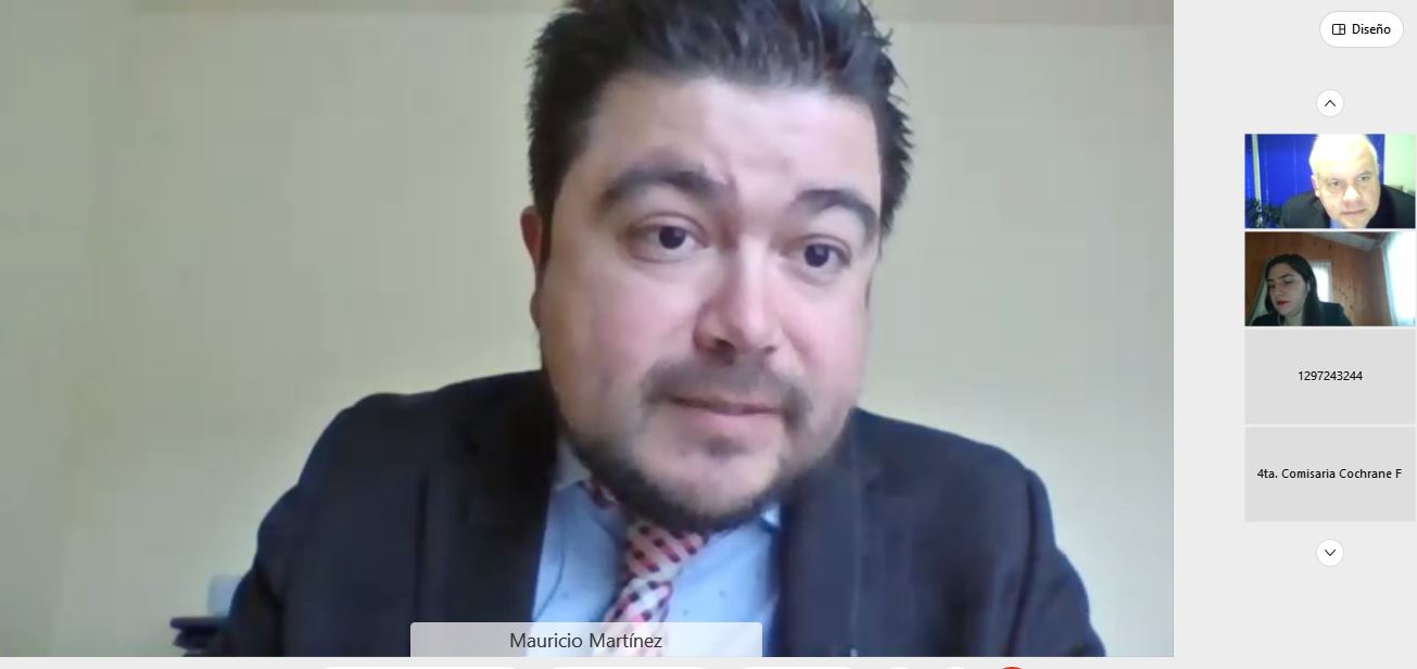 Mauricio Mart&iacute;nez, defensor local de Coyhaique, fue uno de los expositores de las jornadas, que convocaron a carabineros de toda la regi&oacute;n.