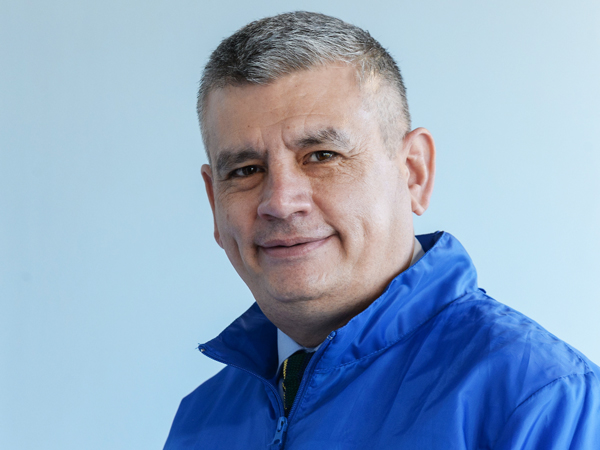 El primer periodo de Marco Montero como Defensor Regional de &Ntilde;uble comenz&oacute; en 2019.