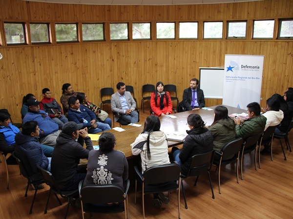 Por casi dos horas se extendi&oacute; el dialogo entre los comuneros del Alto Biob&iacute;o y la Defensor&iacute;a en Ralco.