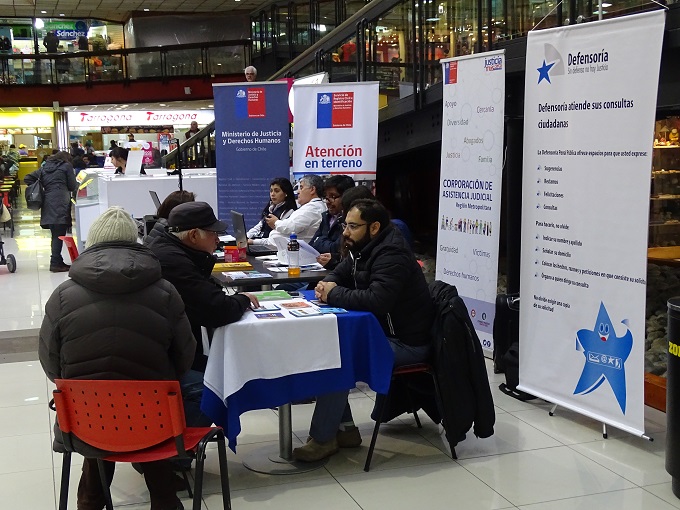 Cerca de una decena de consultas fueron resueltas por los funcionarios de la Defensor&iacute;a. 