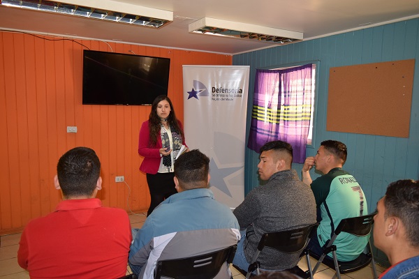 Una charla sobre el rol del defensor juvenil y los derechos de las personas privadas de libertad ofreci&oacute; la defensora p&uacute;blica Yelika Ibarra.