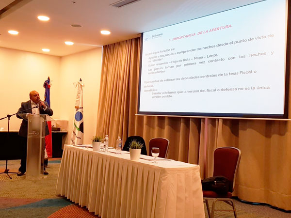 El curso se desarroll&oacute; entre el 21 y el 24 de octubre. En la imagen, el Defensor Regional del Maule, Jos&eacute; Luis Craig.