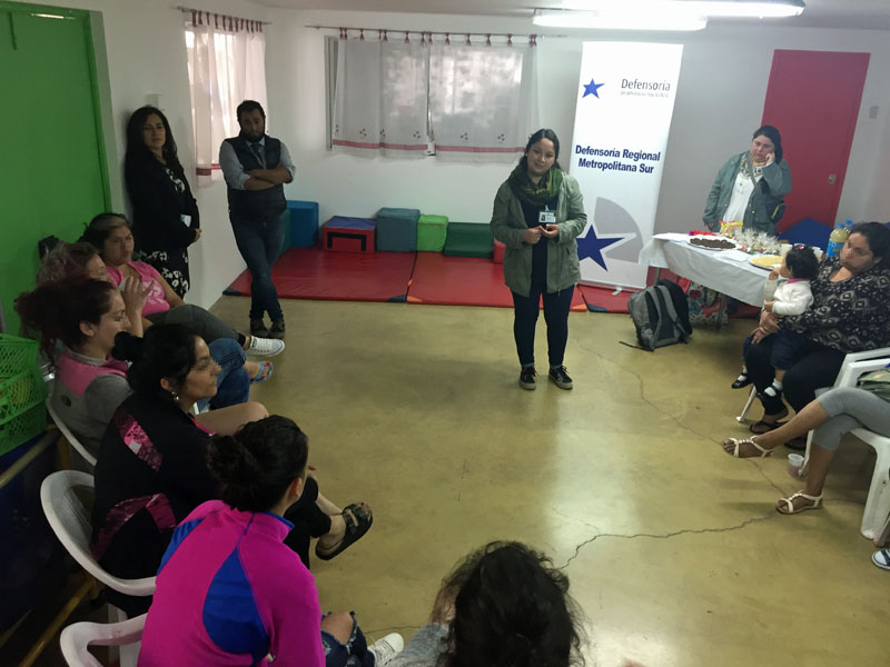 Yessenia Brito, trabajadora social del equipo penitenciario dirigi&oacute; din&aacute;mica que involucr&oacute; a internas de sala cuna