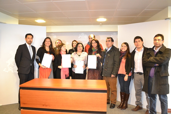 Defensora Regional de La Araucan&iacute;a en firma de Convenio interisntitucional con Sename