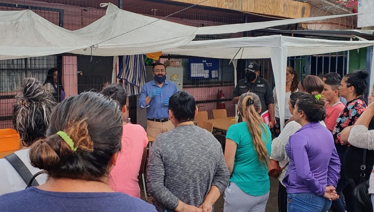 Ignacio Barrientos se reuni&oacute; con hombres y mujeres internos en los principales recintos penales de la regi&oacute;n.