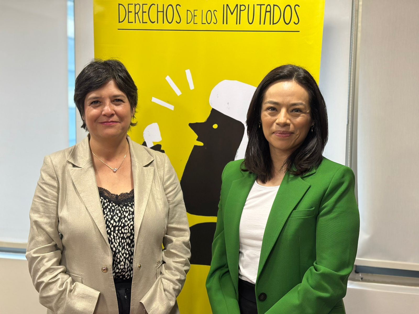 La Defensora Nacional, Ver&oacute;nica Encina Vera, junto a la nueva directora ejecutiva del CEJA, Ana Dulce Aguilar.