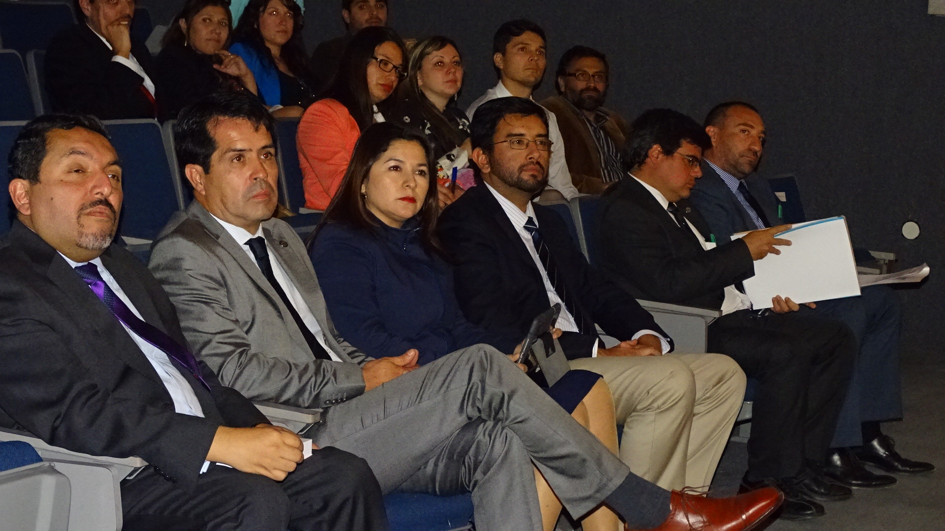 La jornada jur&iacute;dica organizada en Calama fue muy bien valorada por los participantes. Al centro, la Defensora Regional de Antofagasta.