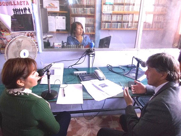 El defensor Ra&uacute;l Gil en la entrevista de Radio Andina.