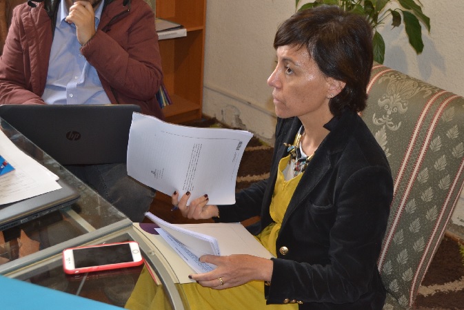 La jefa de Estudios de la Defensor&iacute;a de Coquimbo, Yasna Rojas, expuso en esta actividad de la Universidad Central.