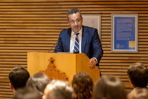 El Defensor Nacional durante la inauguraci&oacute;n del seminario internacional.